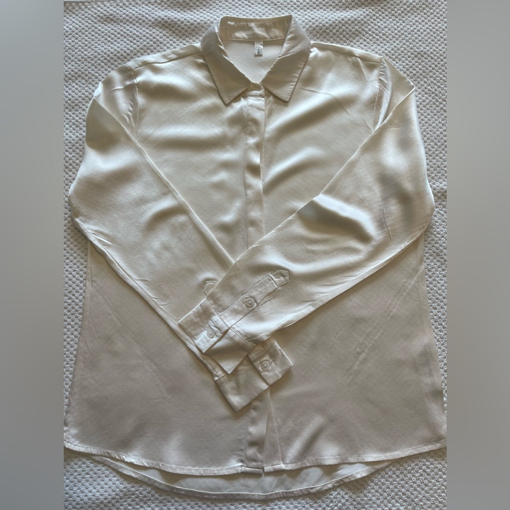 Lily Silk Basic Concealed Placket Women Silk Shirt - Picture 7 of 10